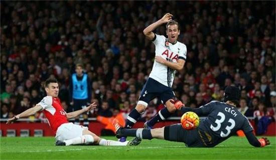 但曼城依然 但曼城依然